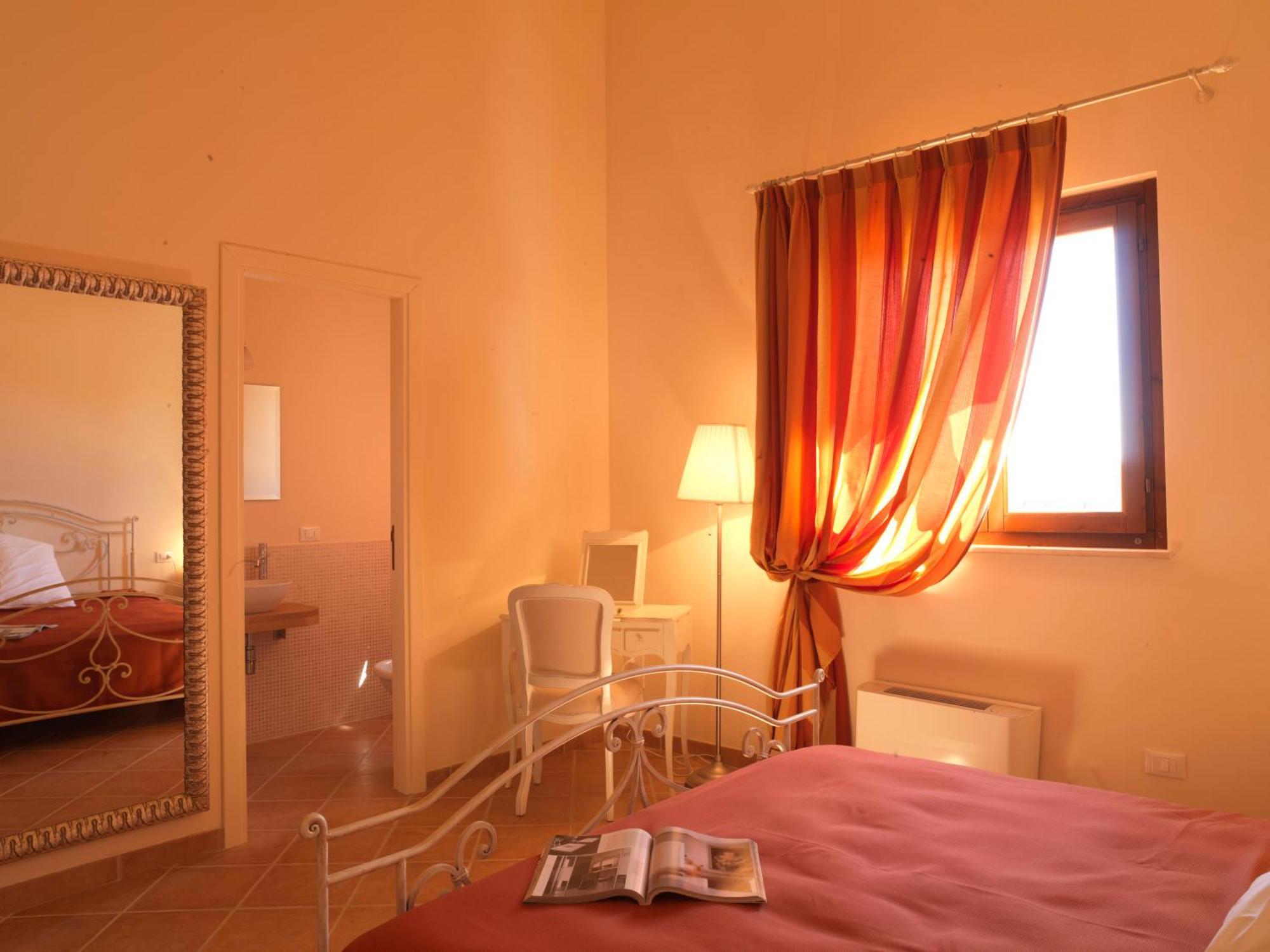 Contado San Lorenzo B&B And Wine Castilenti Eksteriør billede
