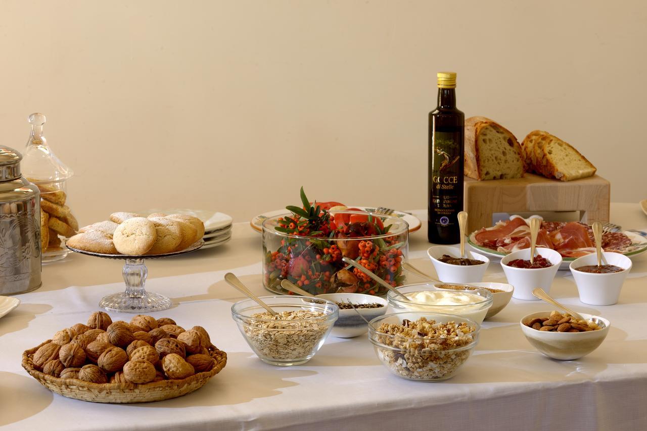 Contado San Lorenzo B&B And Wine Castilenti Eksteriør billede